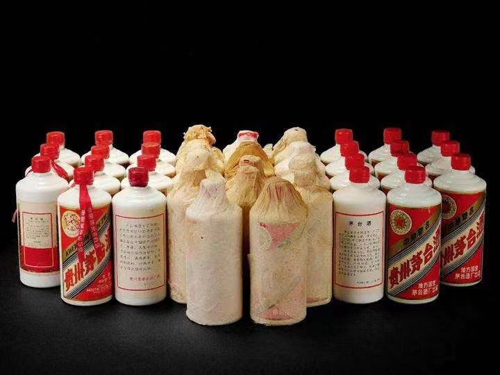 景洪日照岚山回收酒价格哪里回收(附近上门回收茅台酒）?